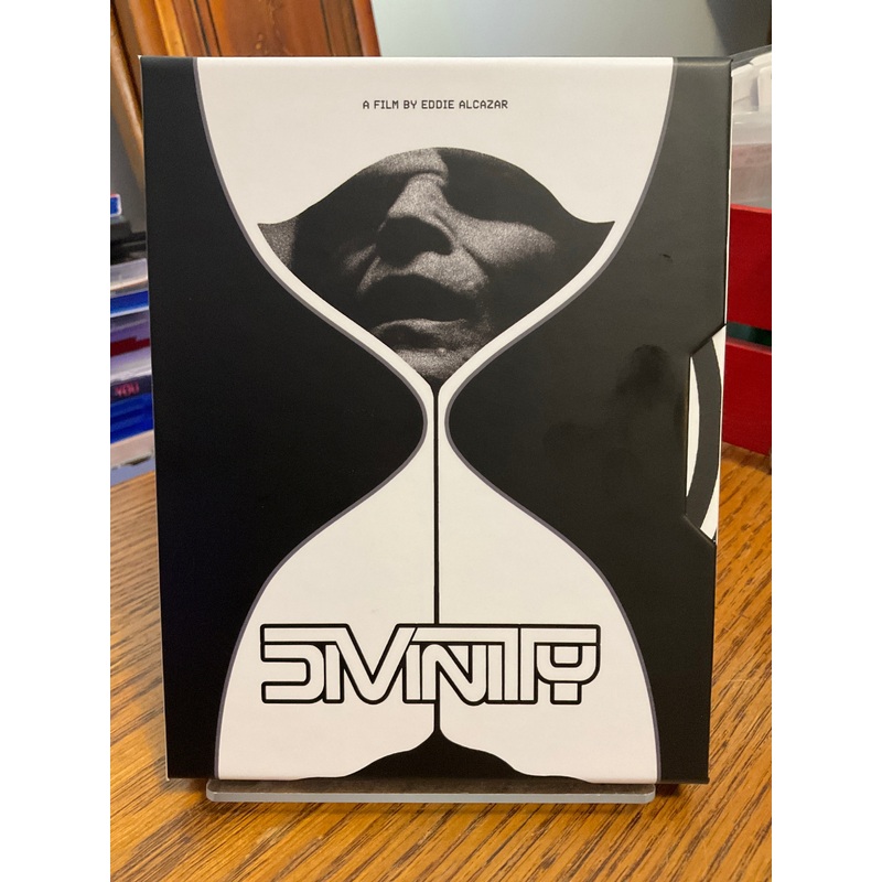 Divinity w/HARDCASE USED