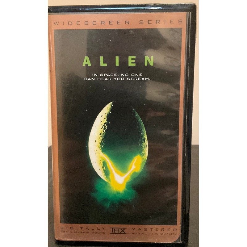 Alien (1997 Widescreen Clamshell) VHS