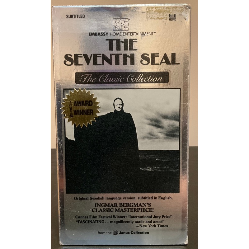The Seventh Seal (Embassy Home Entertaiment Classic Collection) VHS